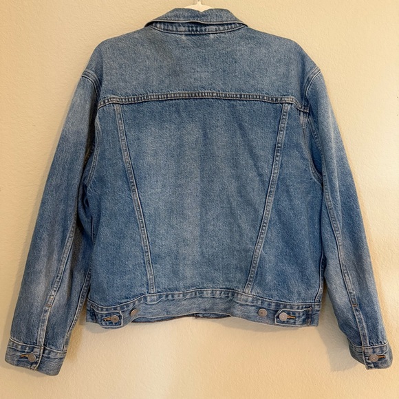Levi's Light Jean Jacket Denim Ex Boyfriend Trucker Red Tab Blue Women’s Large - Picture 2 of 16